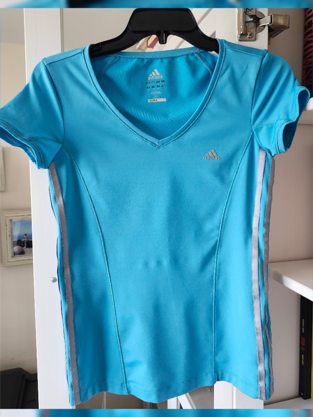 Women's Adidas Clima cool v- neck workout top - Small